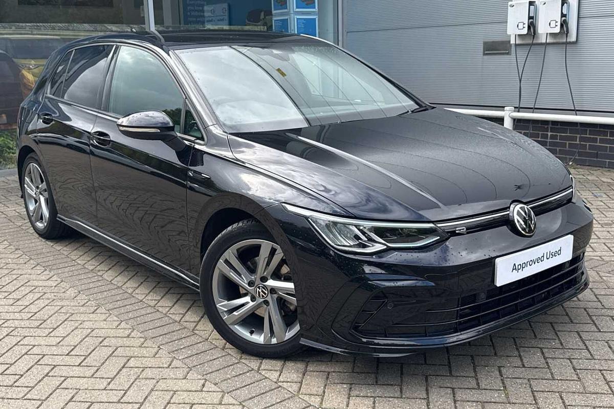 Main listing image - Volkswagen Golf