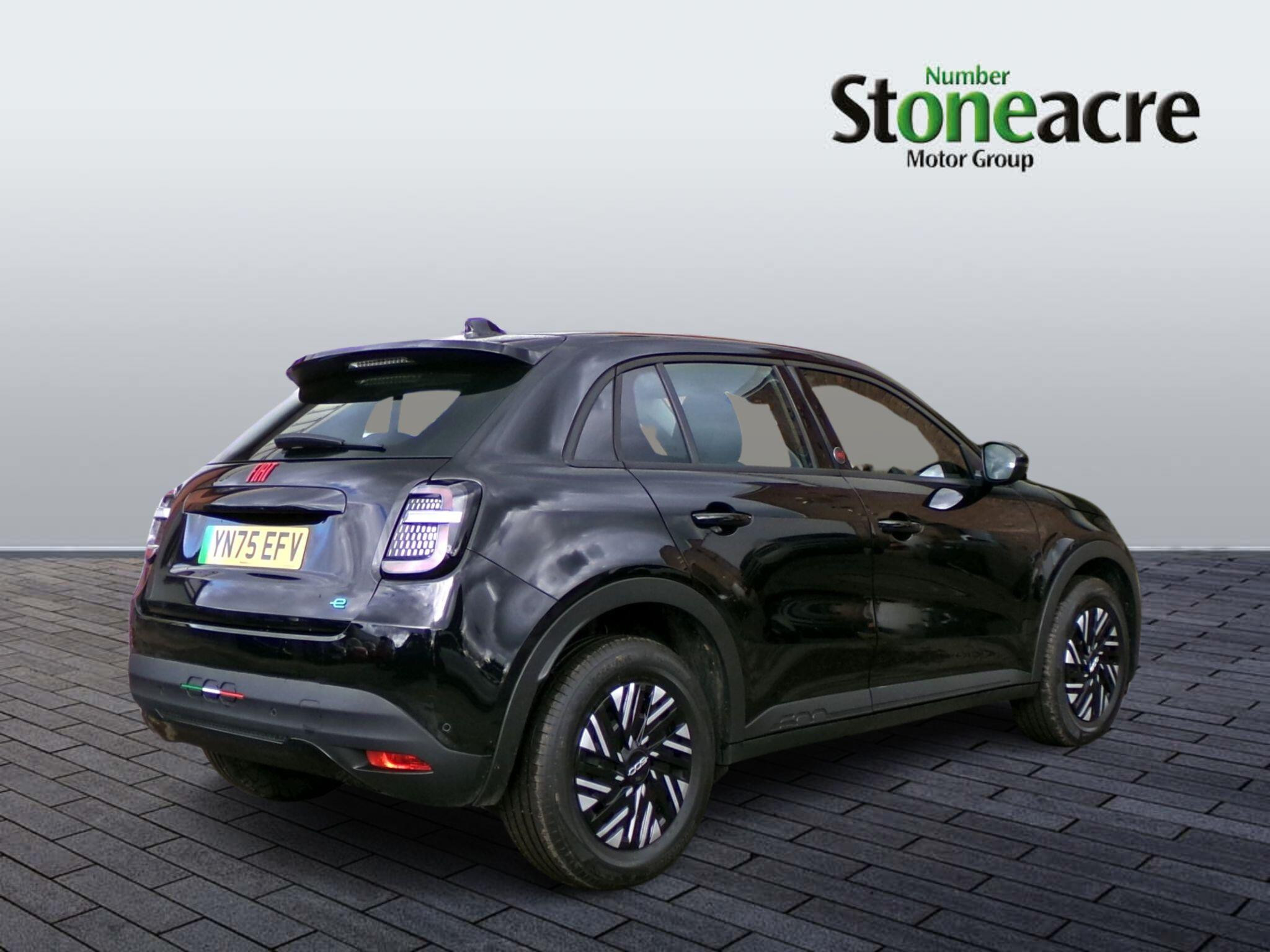 Main listing image - Fiat 600 Electric