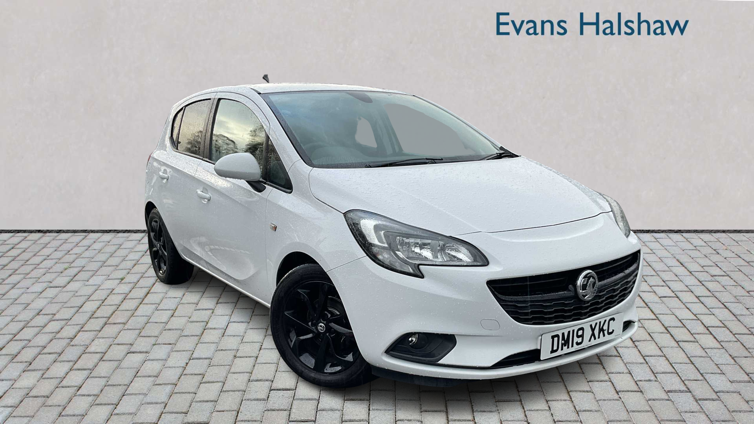 Main listing image - Vauxhall Corsa