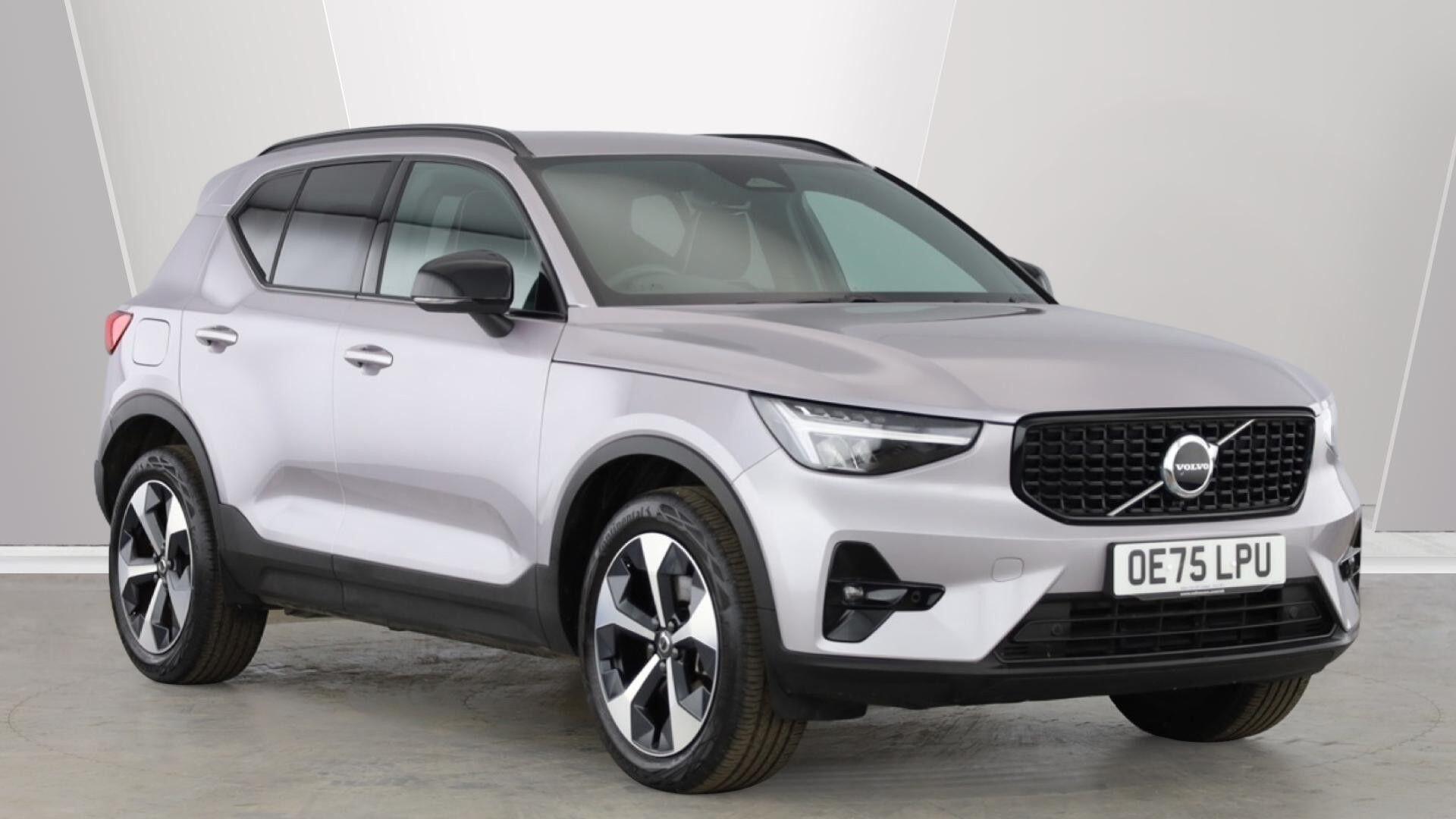 Main listing image - Volvo XC40