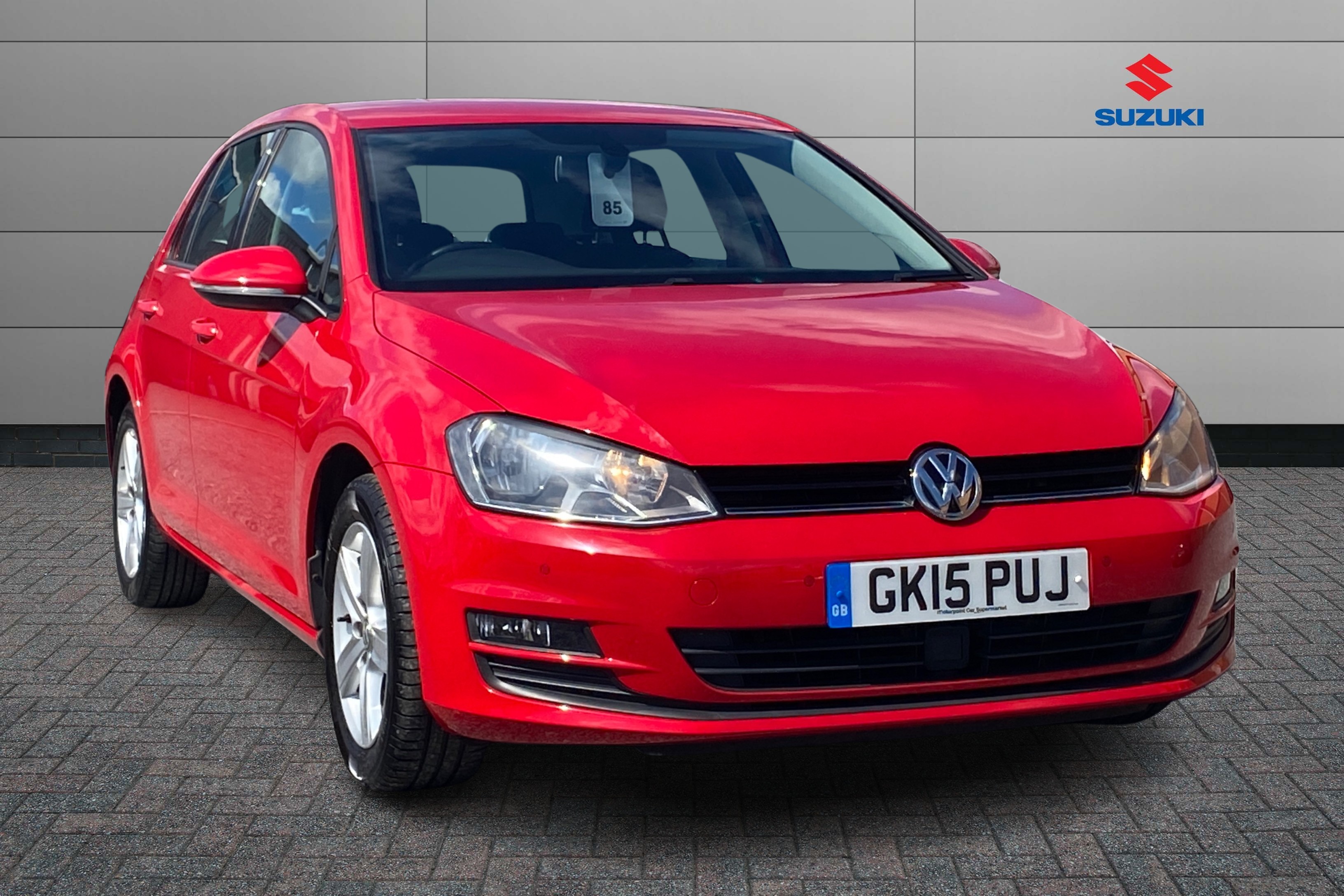 Main listing image - Volkswagen Golf