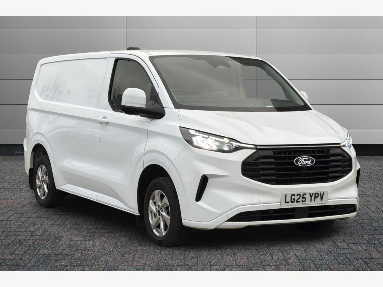 Main listing image - Ford Transit Custom