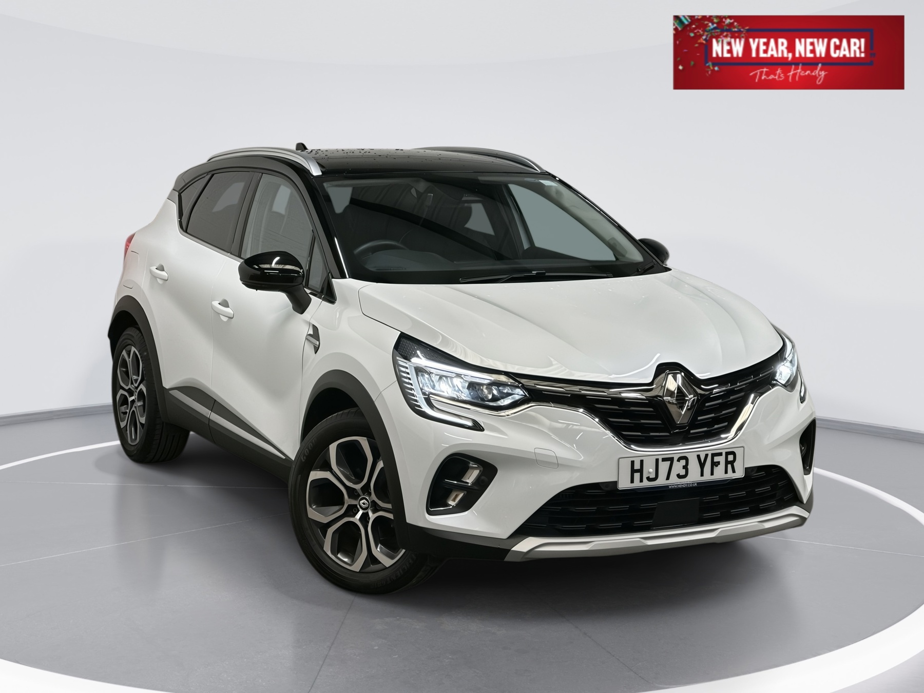 Main listing image - Renault Captur