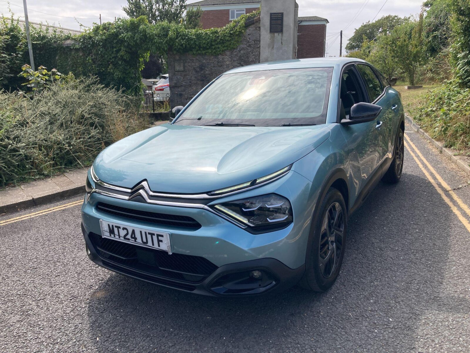 Main listing image - Citroen C4