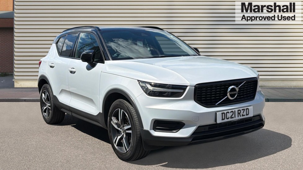 Main listing image - Volvo XC40