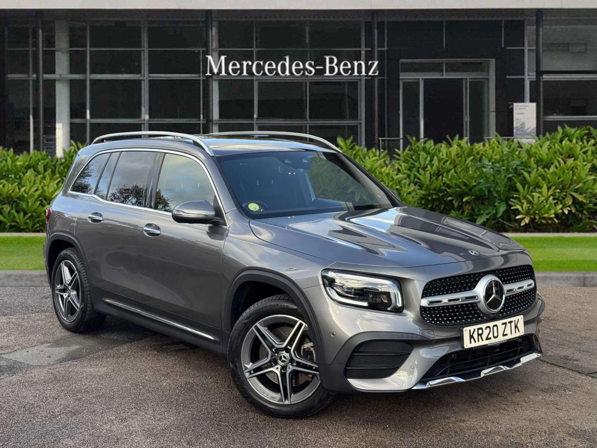 Main listing image - Mercedes-Benz GLB