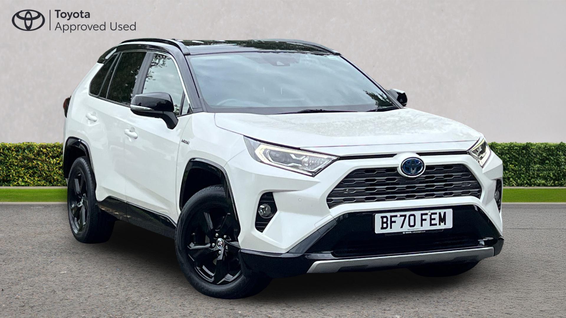 Main listing image - Toyota RAV4