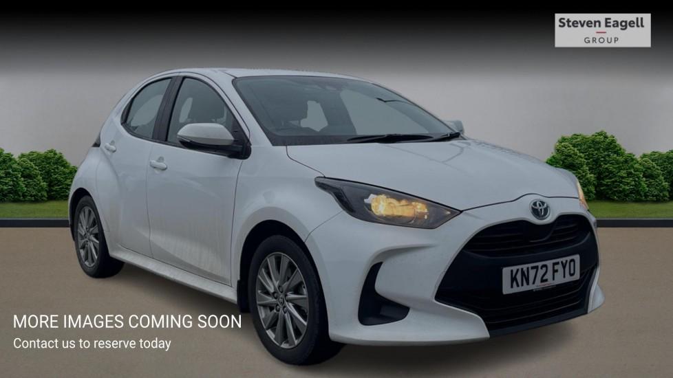 Main listing image - Toyota Yaris