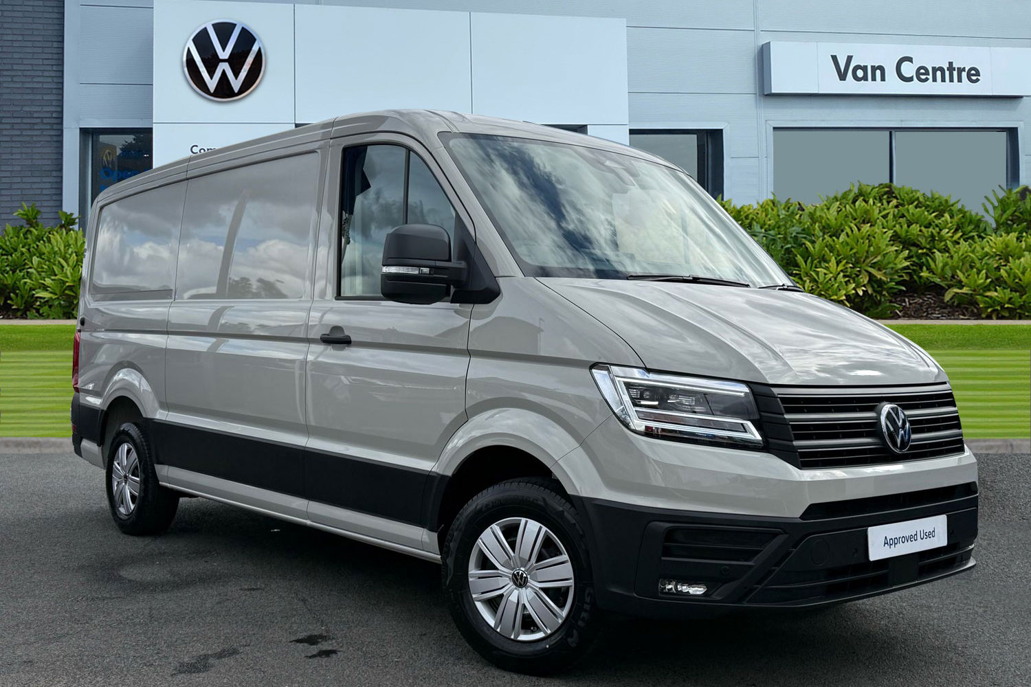 Main listing image - Volkswagen Crafter