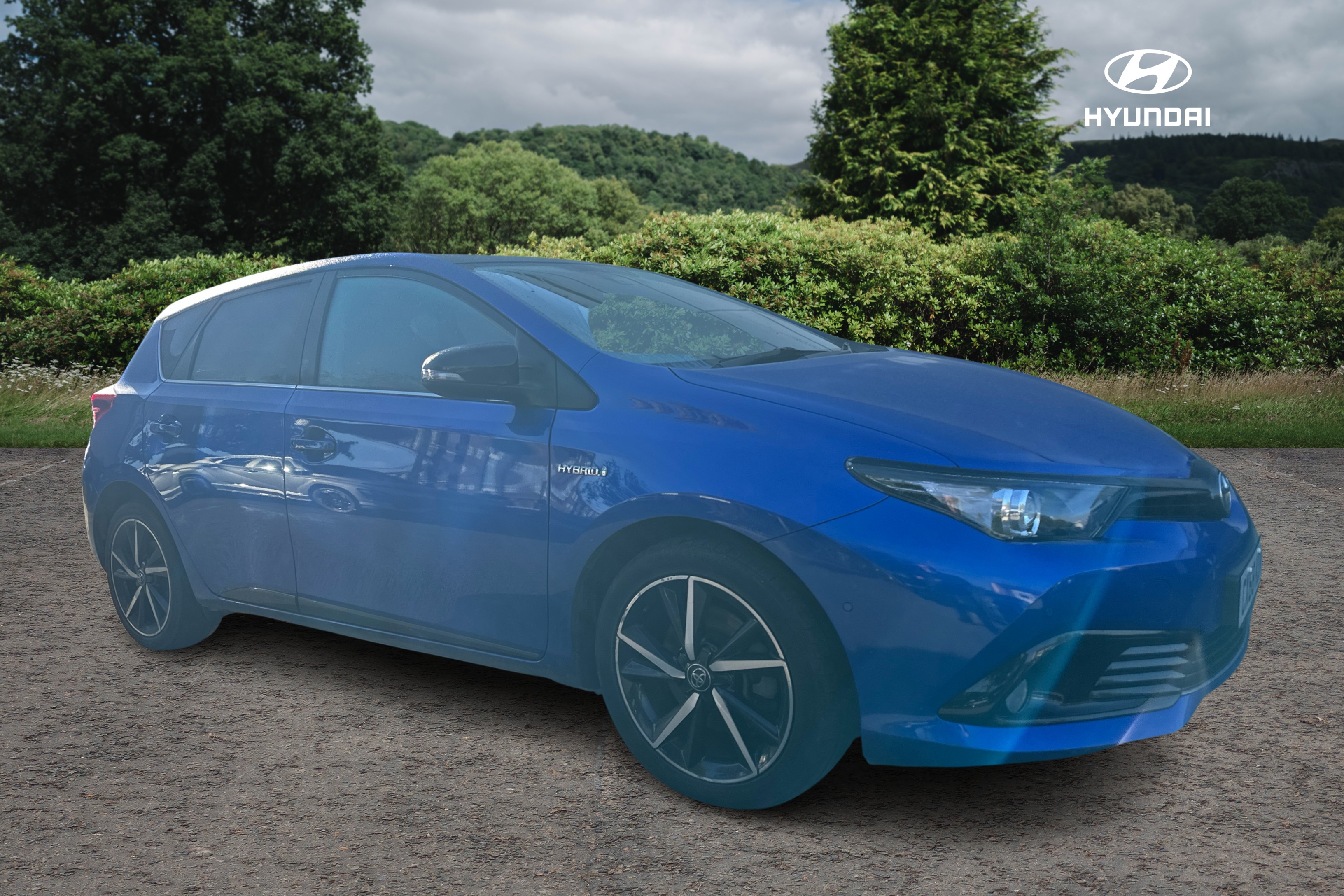 Main listing image - Toyota Auris