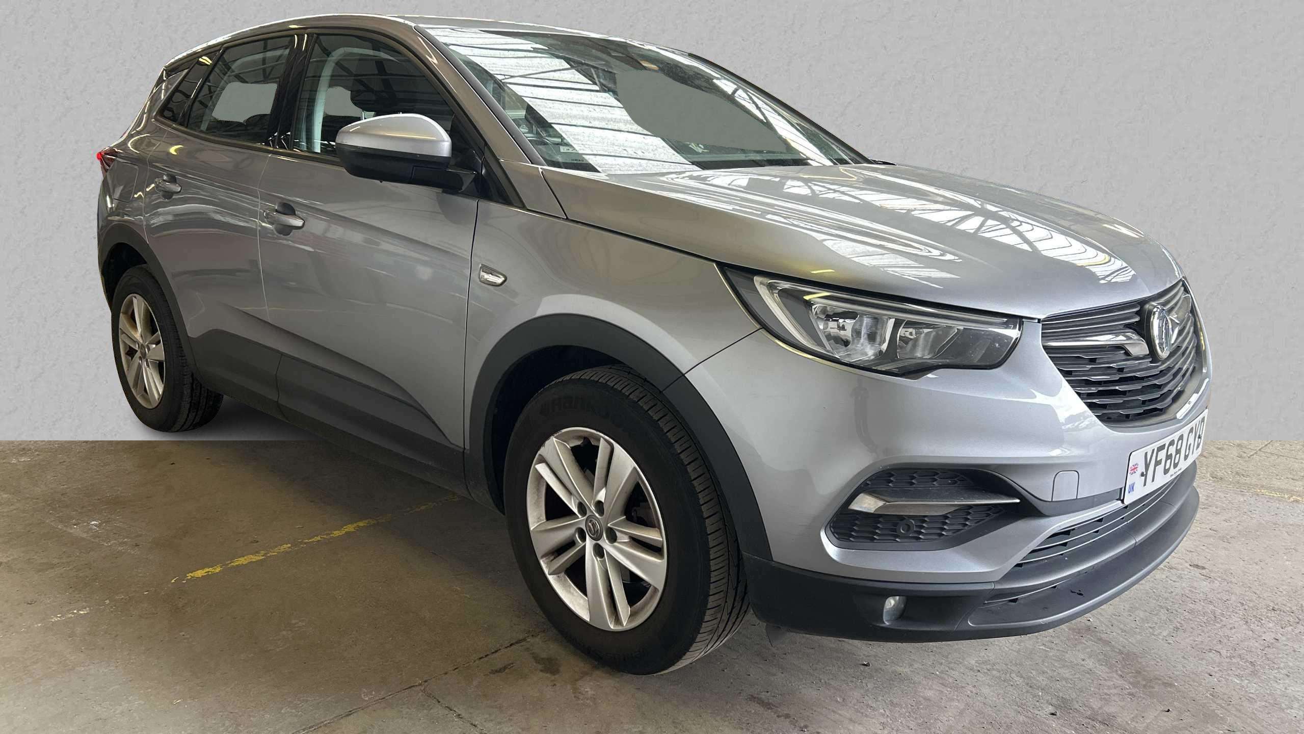 Main listing image - Vauxhall Grandland X