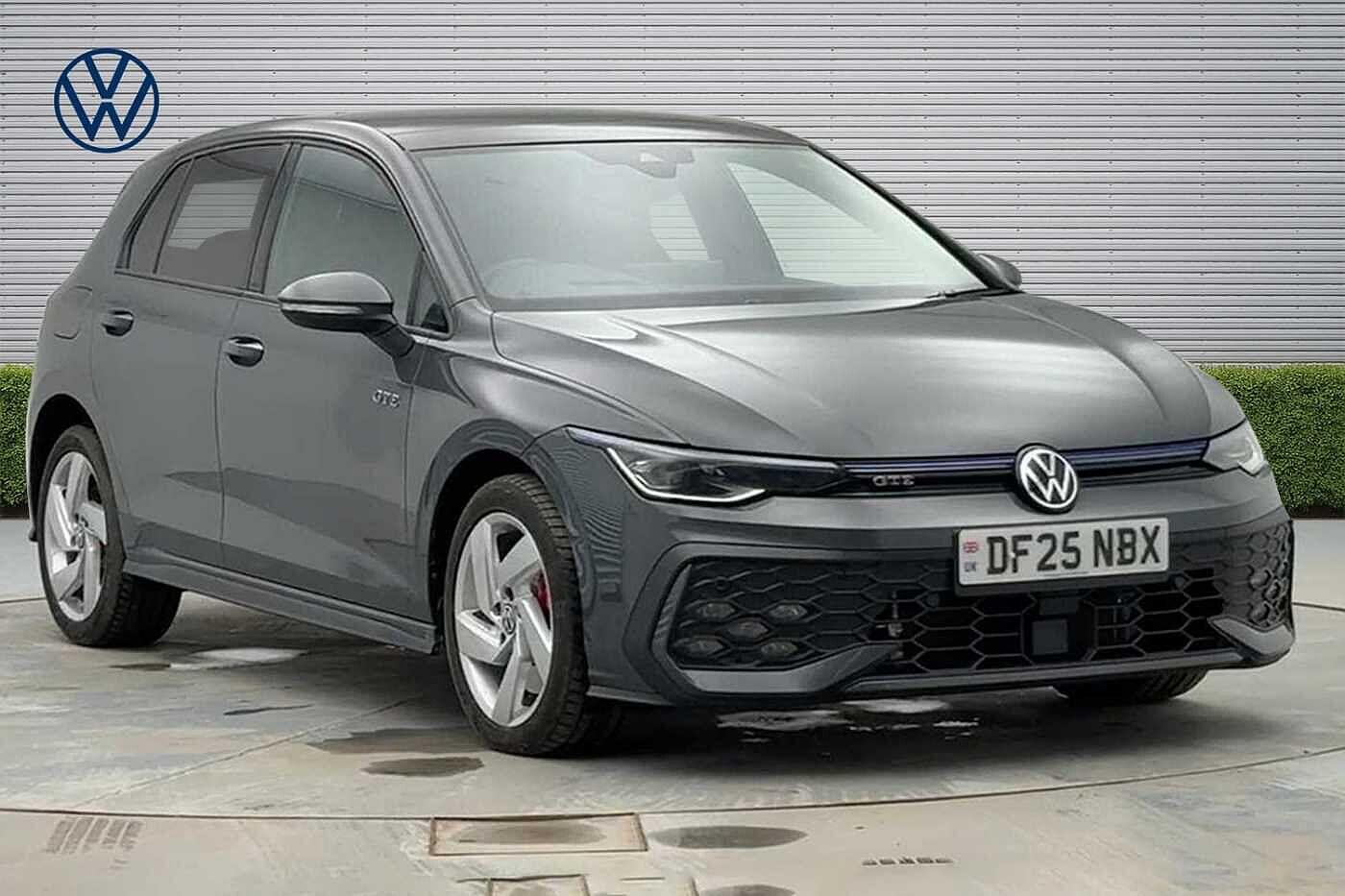 Main listing image - Volkswagen Golf GTE