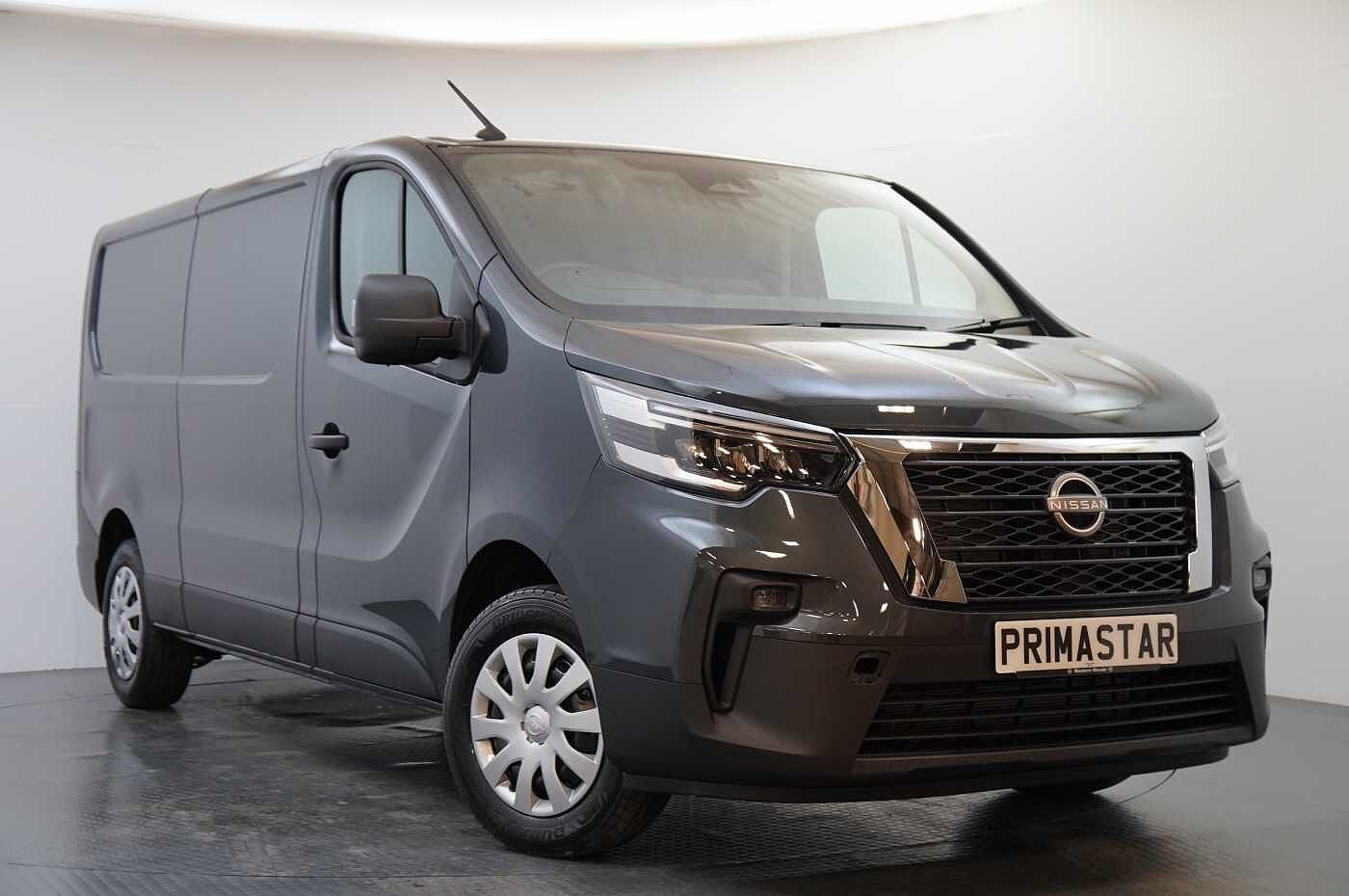 Main listing image - Nissan Primastar