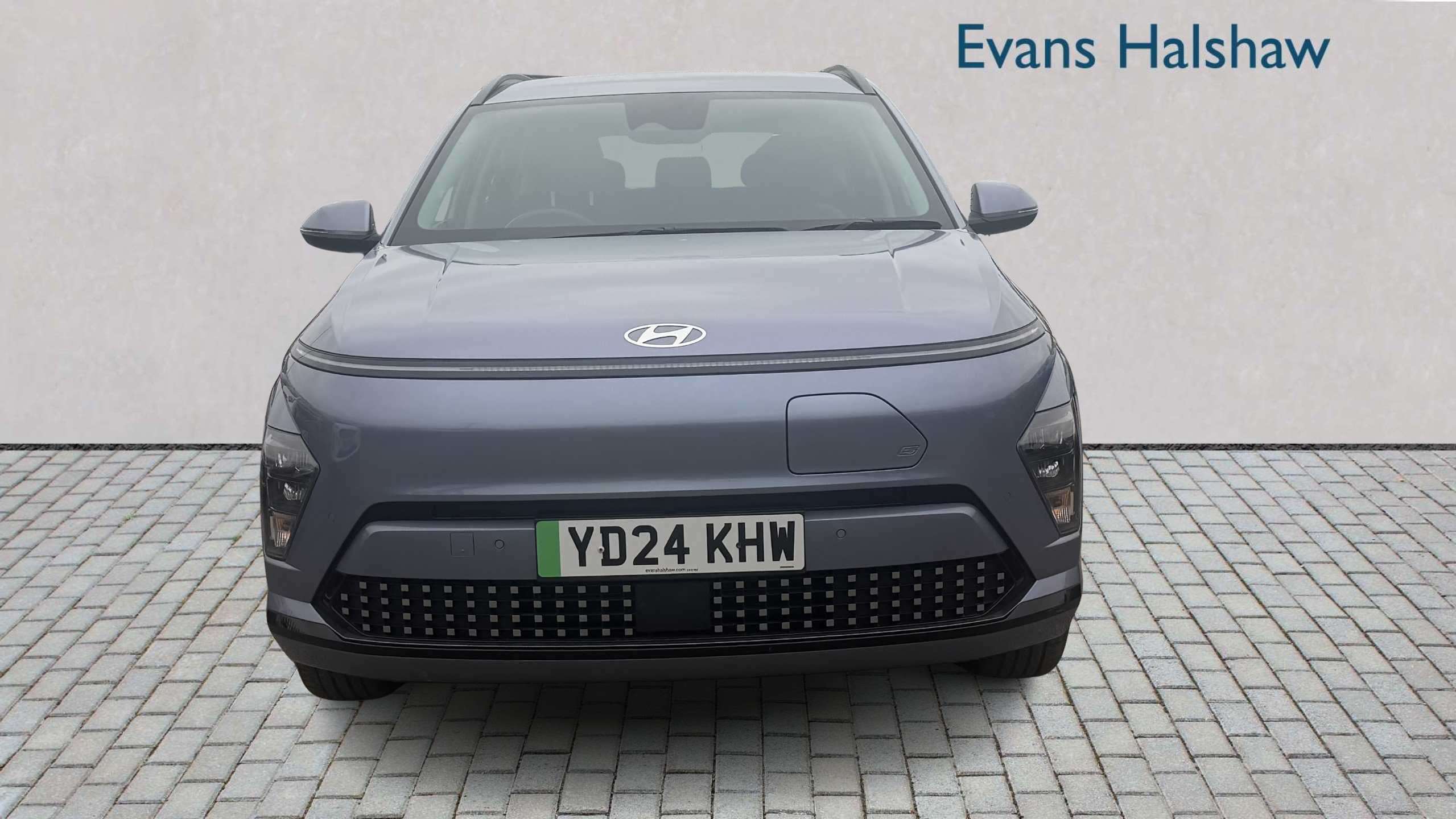 Main listing image - Hyundai Kona Electric