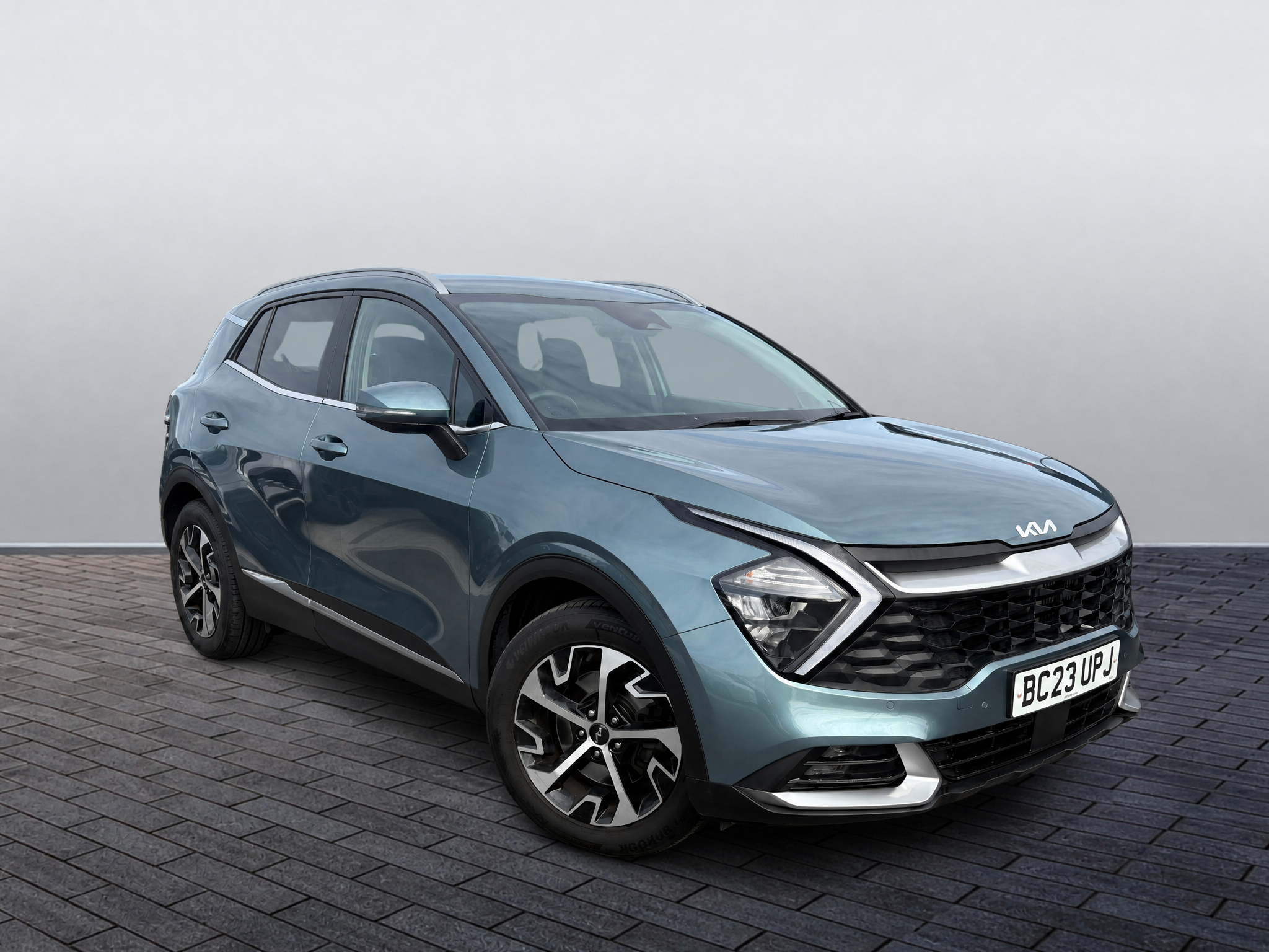Main listing image - Kia Sportage