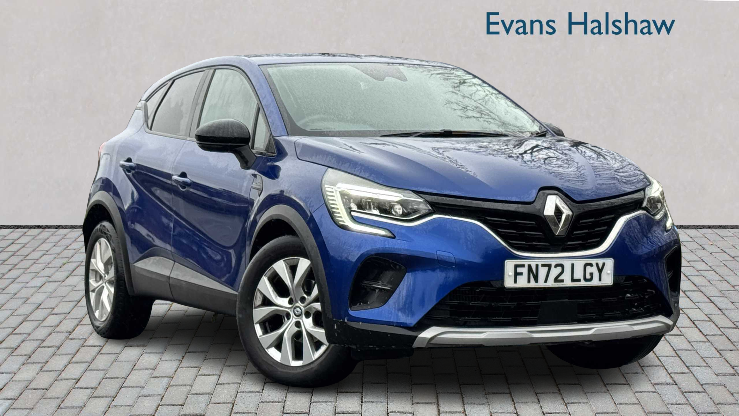 Main listing image - Renault Captur