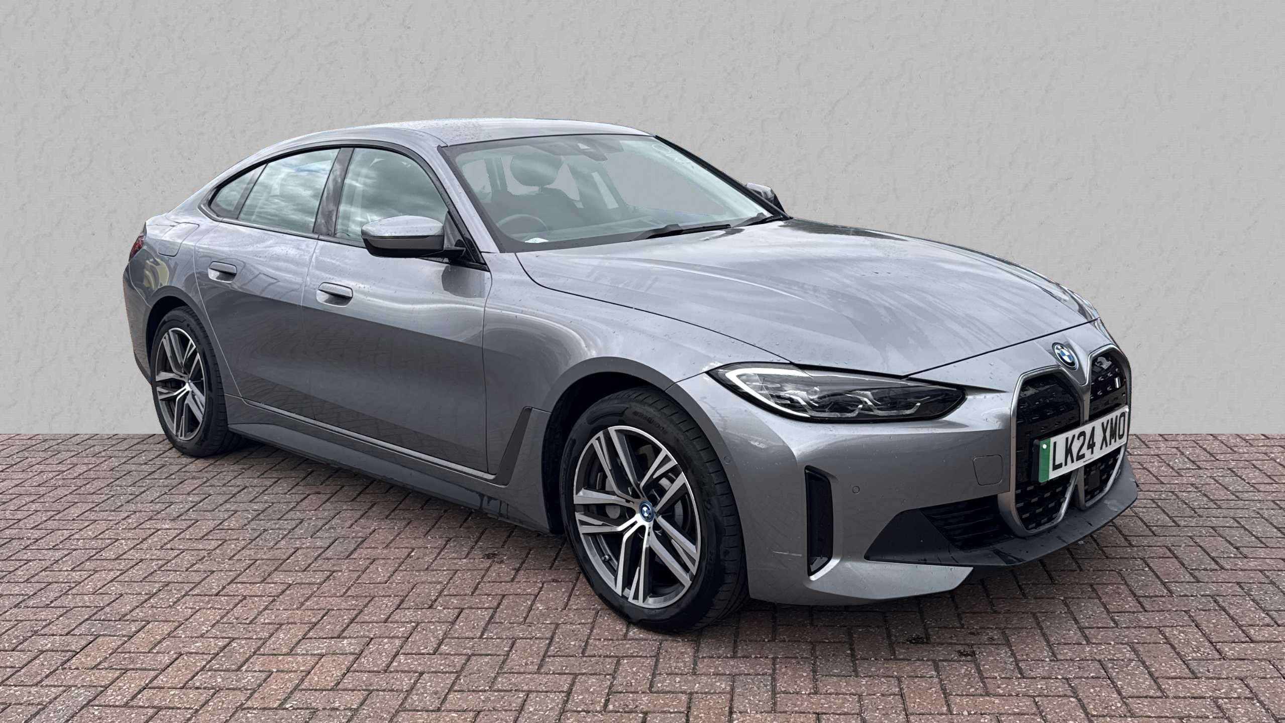 Main listing image - BMW i4