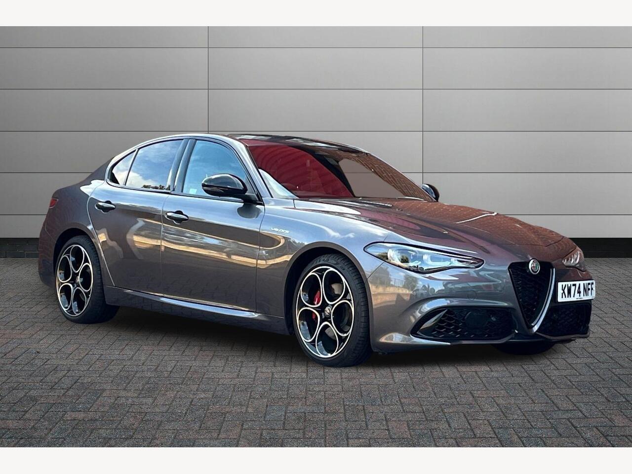 Main listing image - Alfa Romeo Giulia