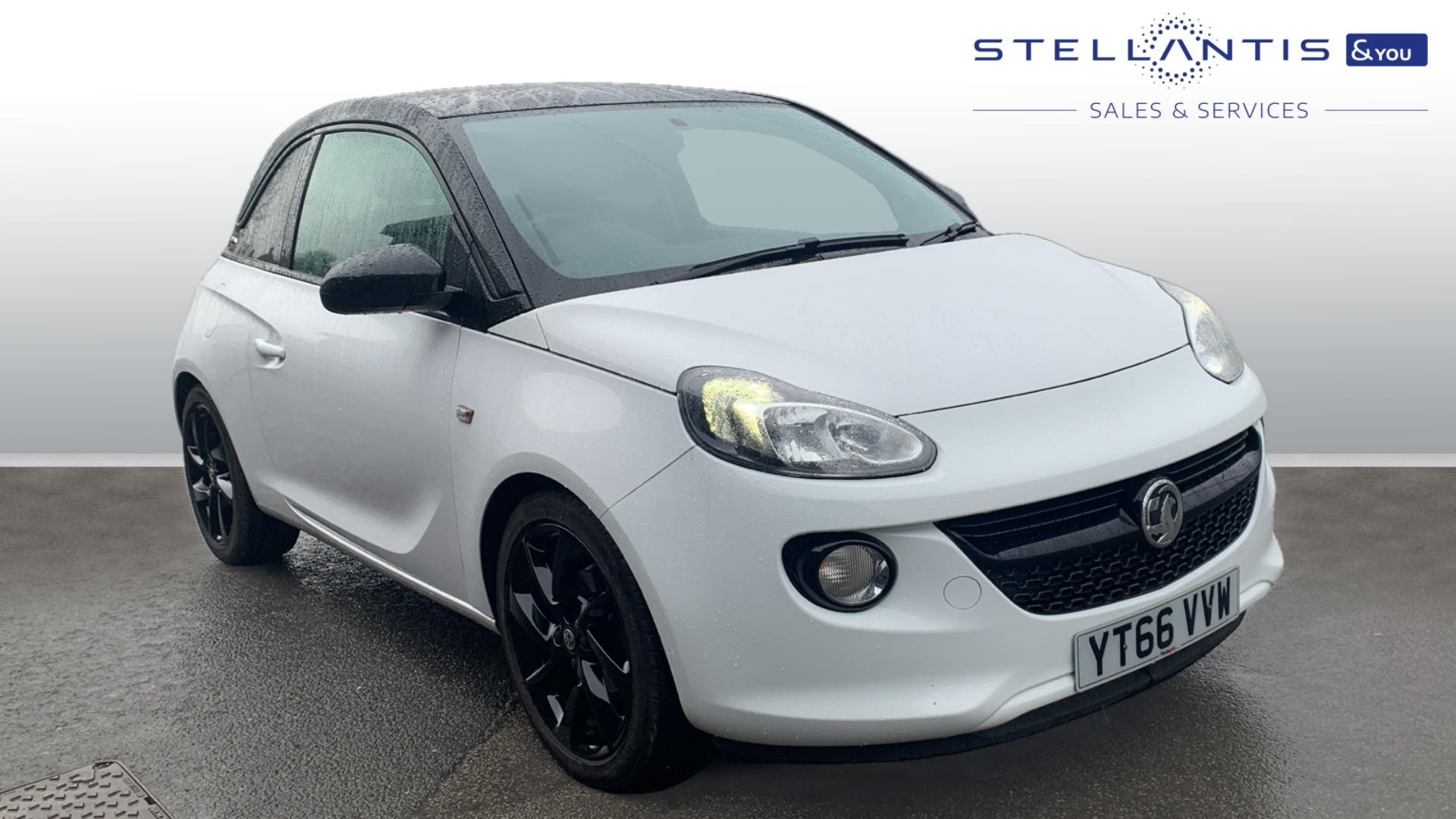 Main listing image - Vauxhall Adam