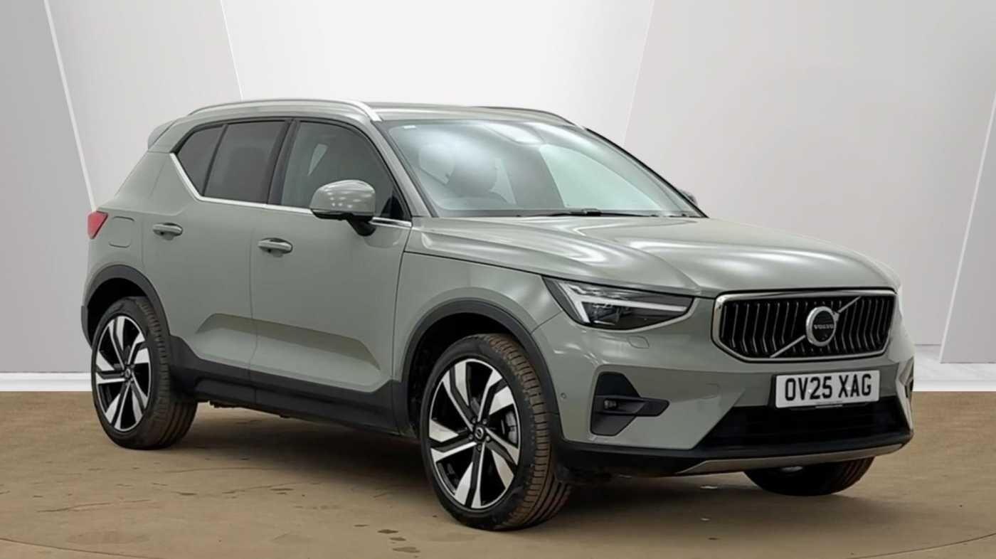 Main listing image - Volvo XC40