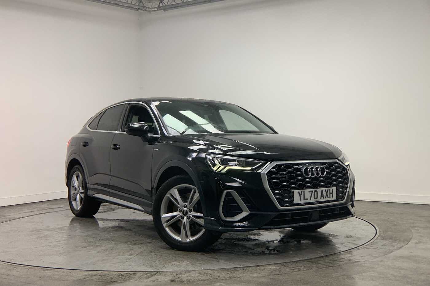 Main listing image - Audi Q3