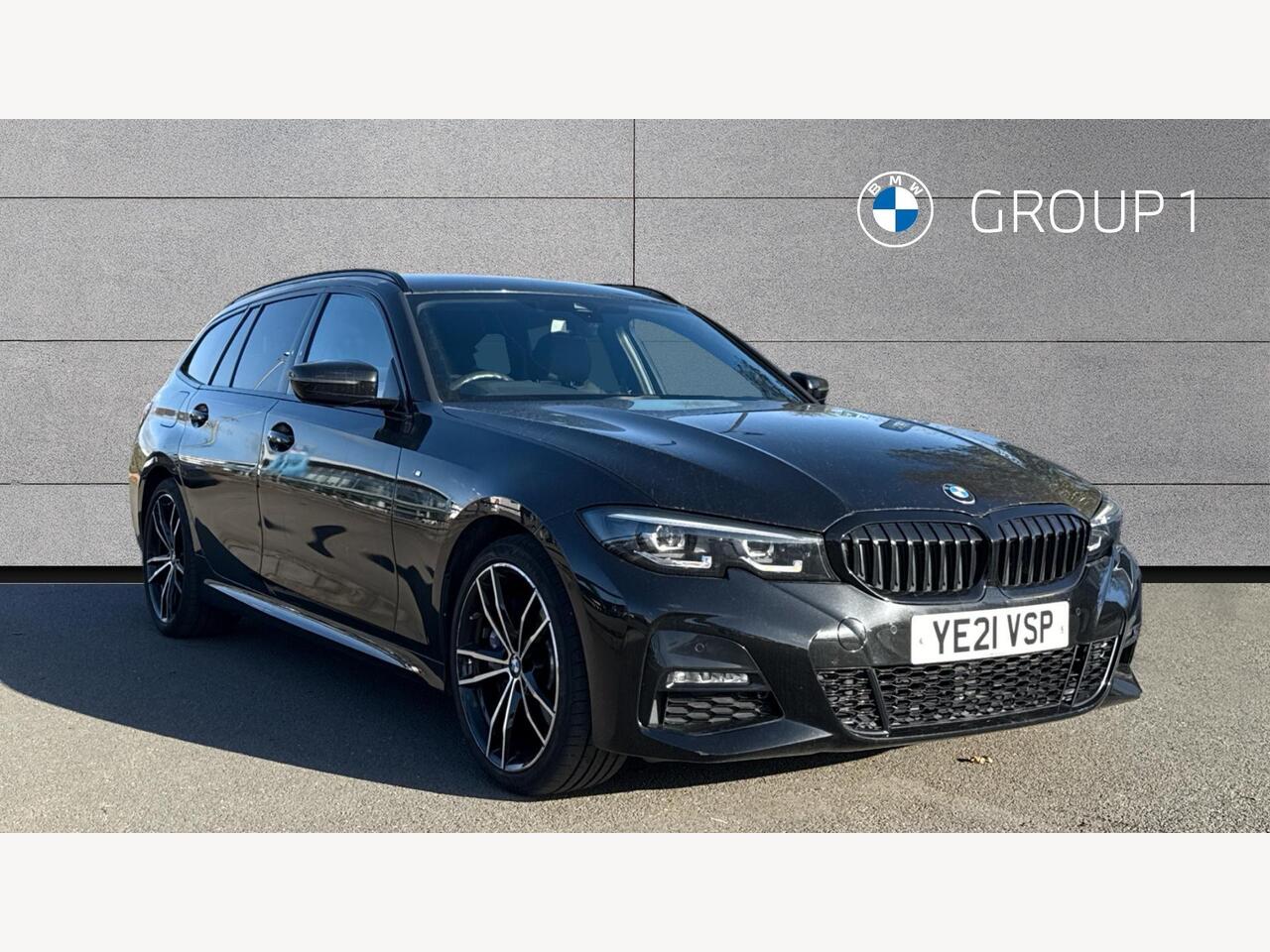 Main listing image - BMW 3 Series Touring