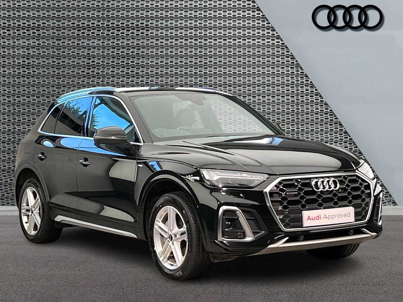 Main listing image - Audi Q5