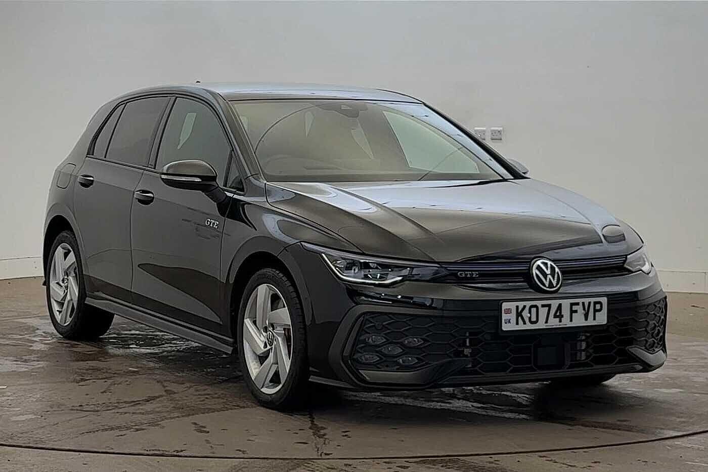 Main listing image - Volkswagen Golf GTE