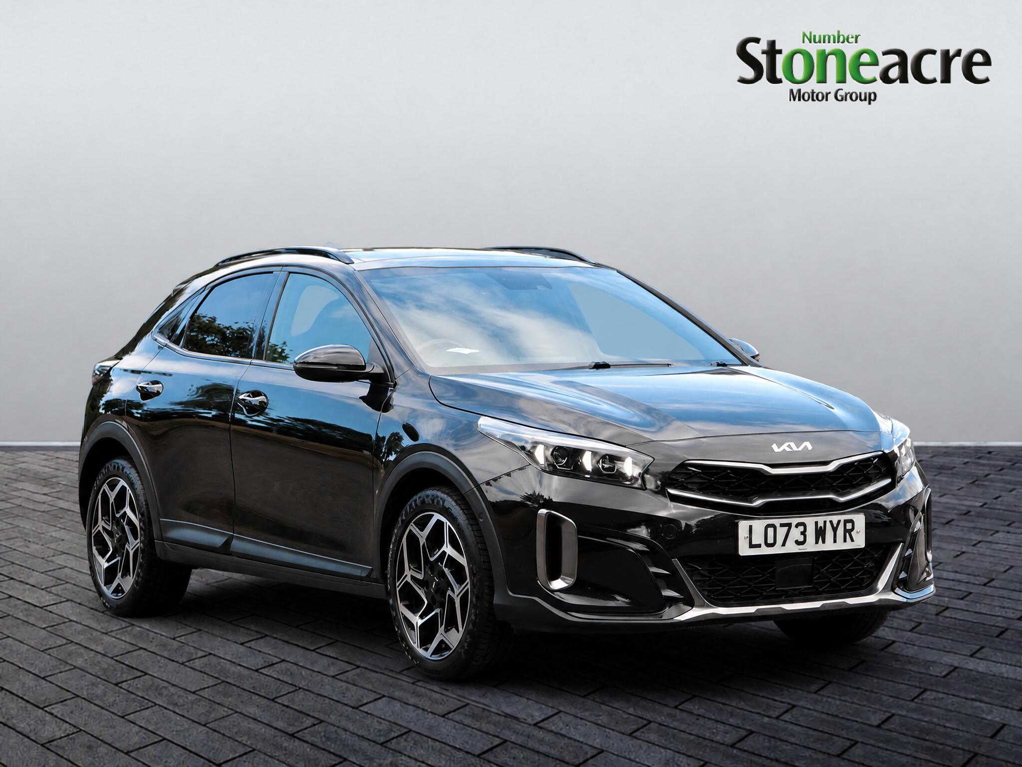 Main listing image - Kia XCeed