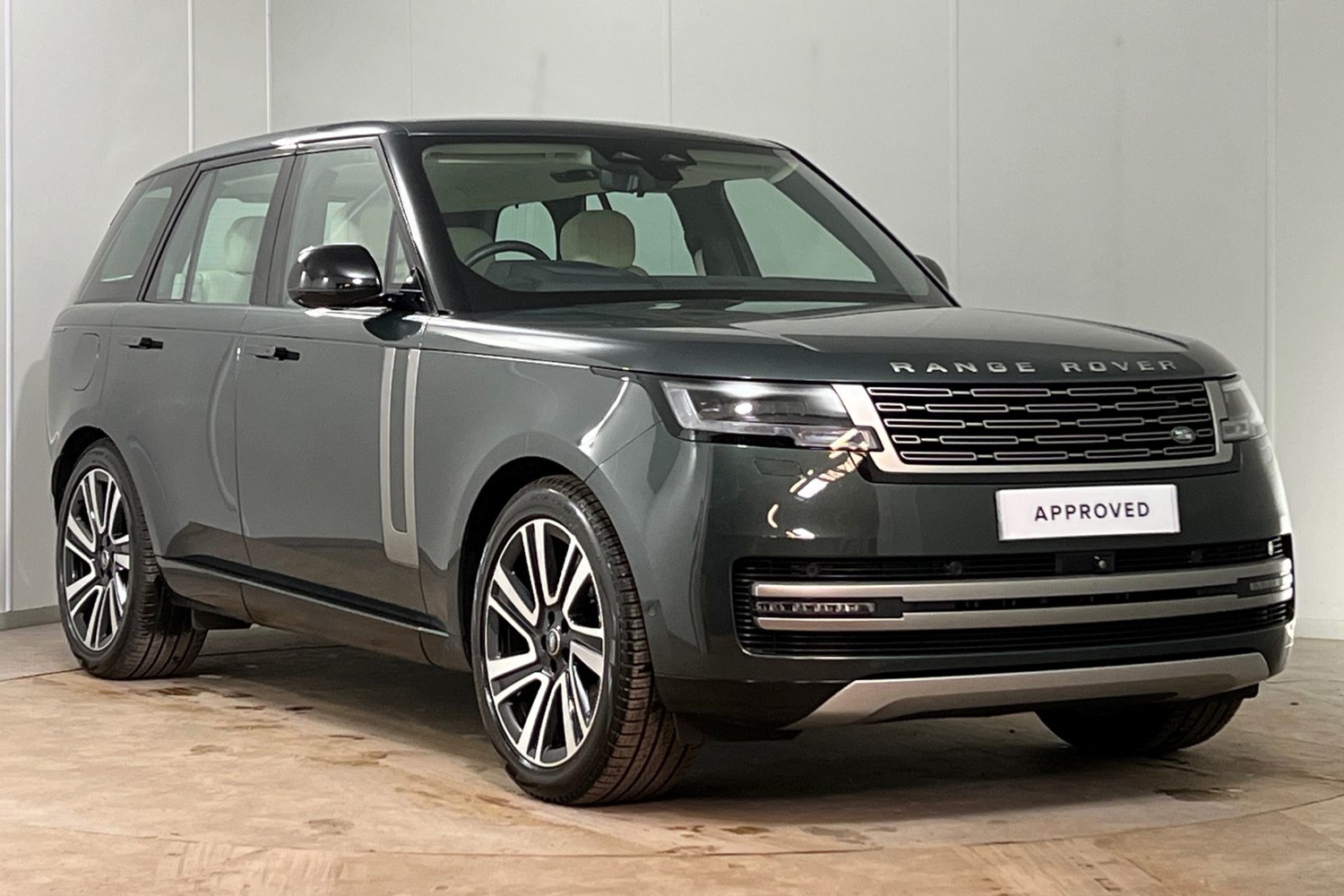 Main listing image - Land Rover Range Rover