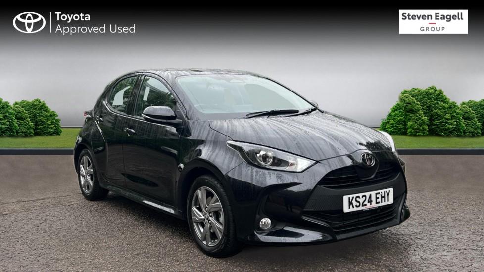 Main listing image - Toyota Yaris