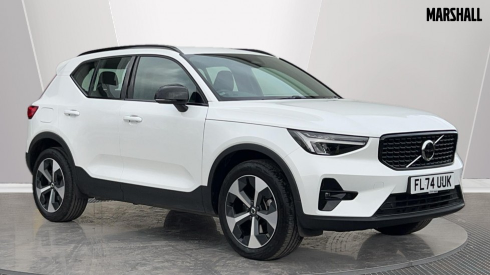 Main listing image - Volvo XC40