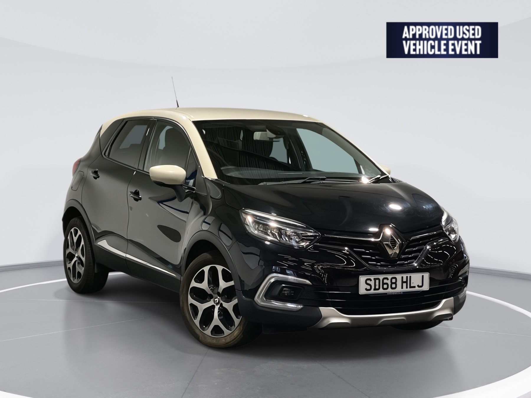 Main listing image - Renault Captur