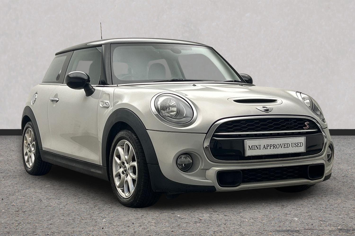 Main listing image - MINI Hatchback