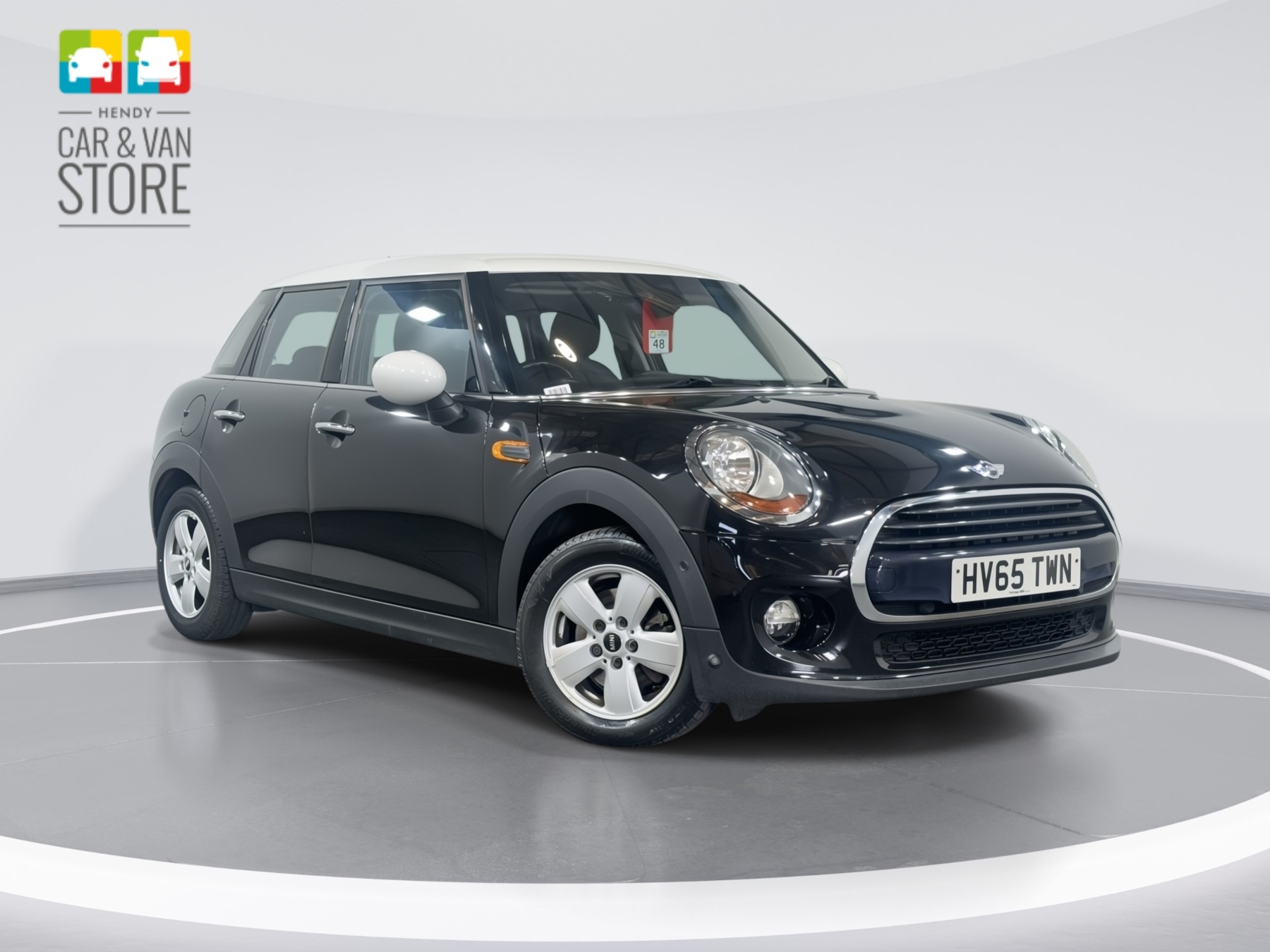 Main listing image - MINI Hatchback 5dr