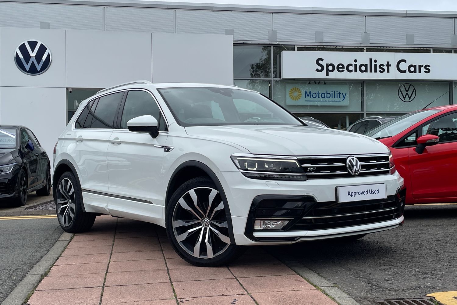 Main listing image - Volkswagen Tiguan