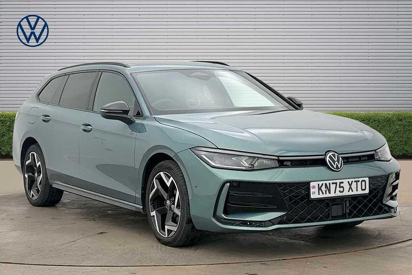 Main listing image - Volkswagen Passat