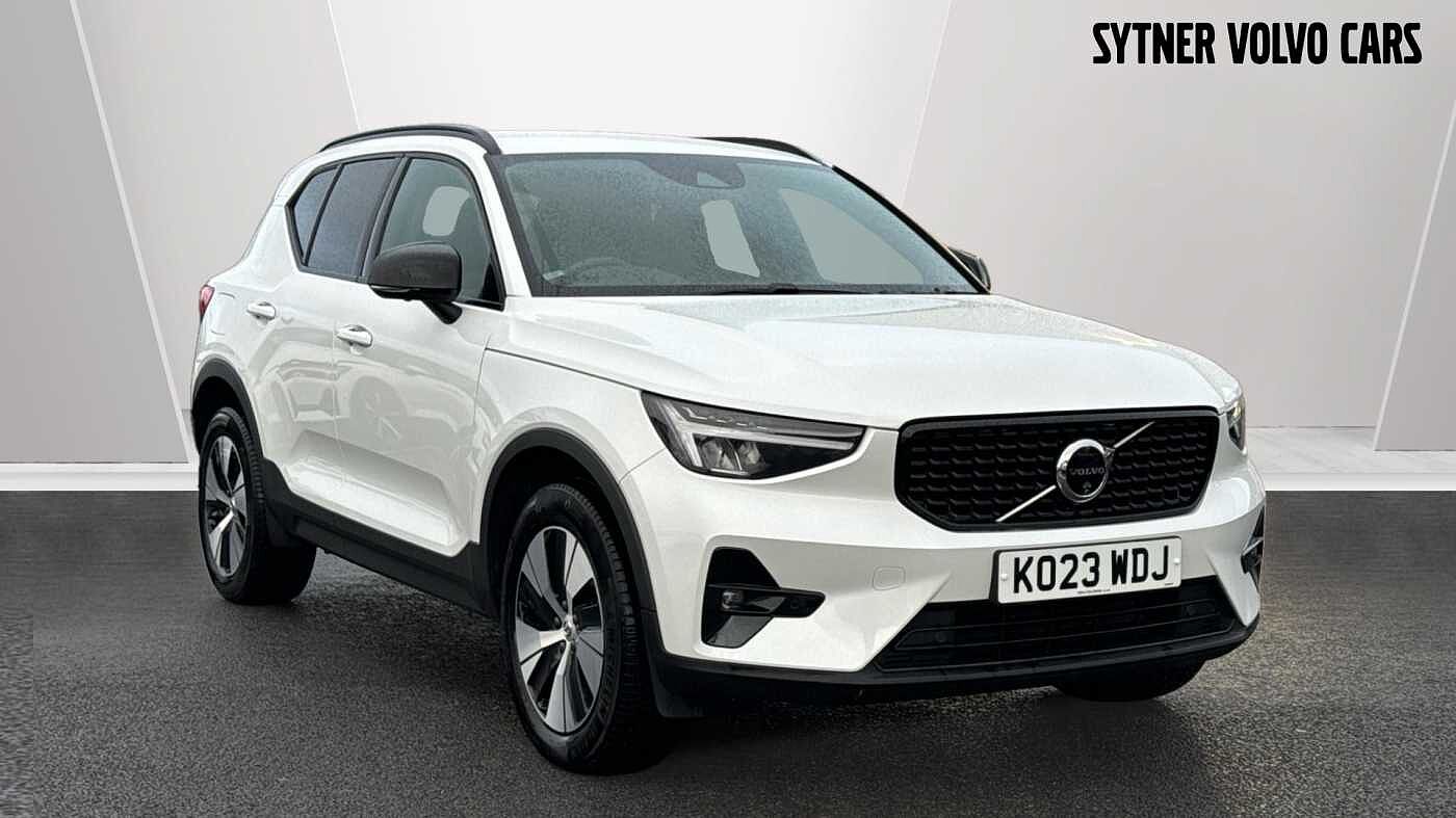 Main listing image - Volvo XC40 Recharge