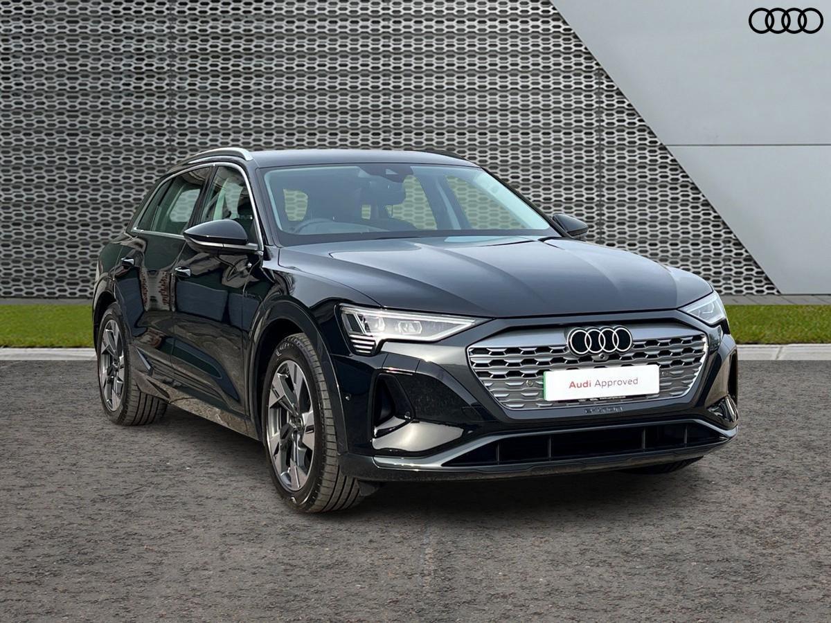 Main listing image - Audi Q8 e-tron