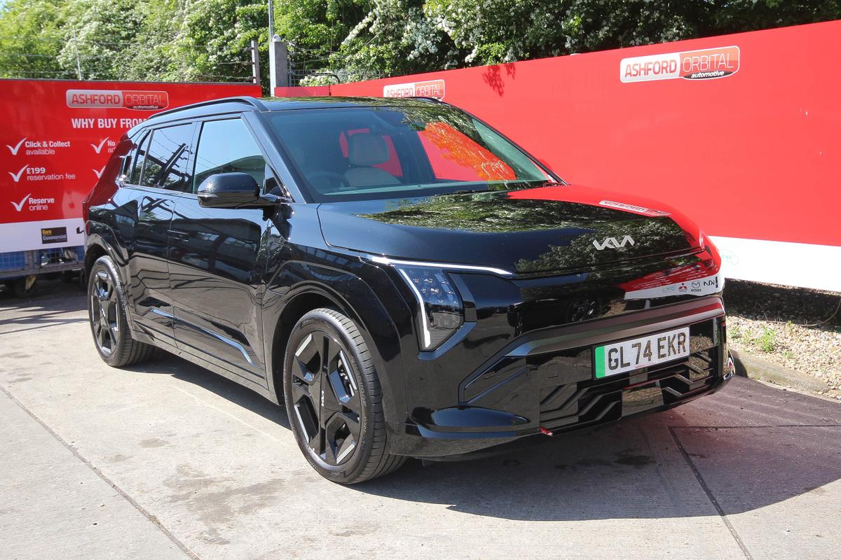 Main listing image - Kia EV3
