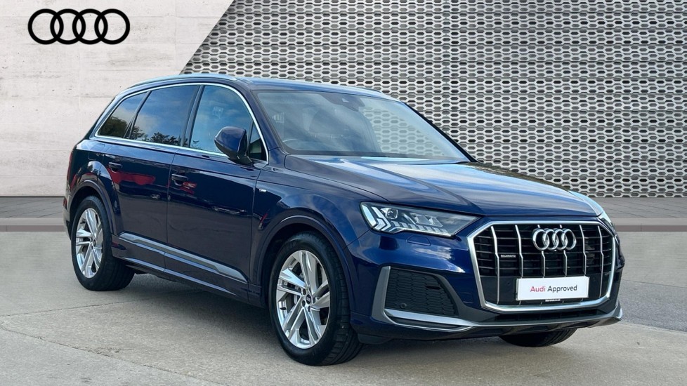 Main listing image - Audi Q7