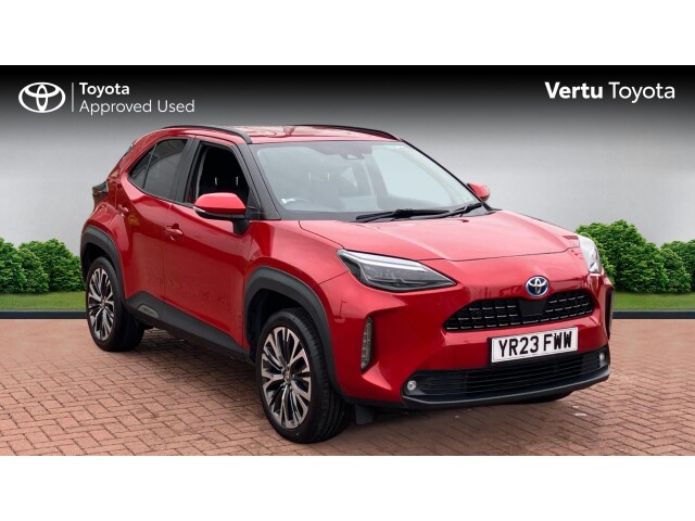 Main listing image - Toyota Yaris Cross