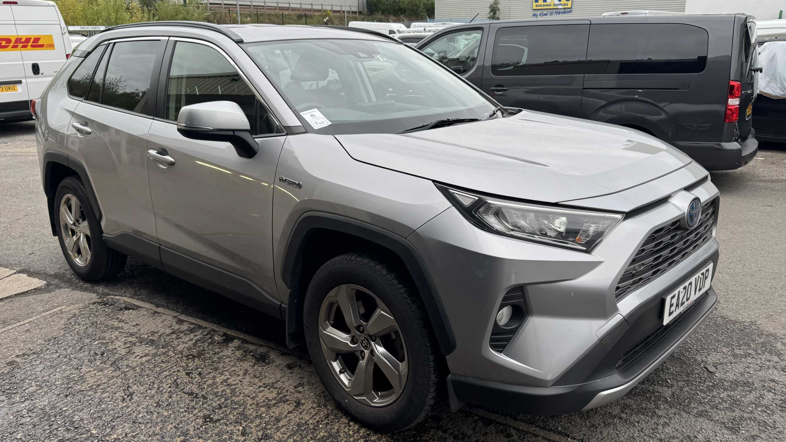 Main listing image - Toyota RAV4