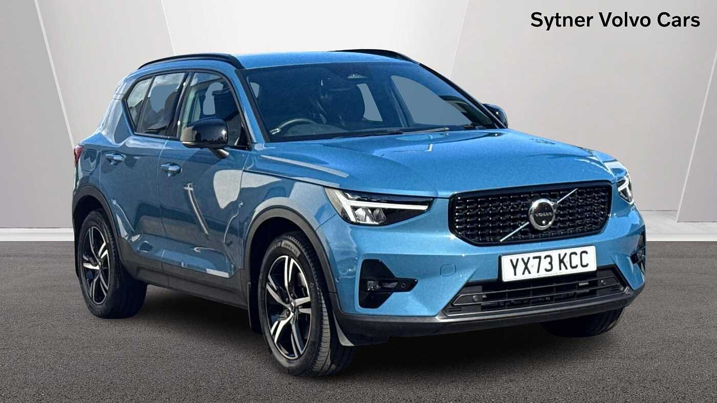 Main listing image - Volvo XC40