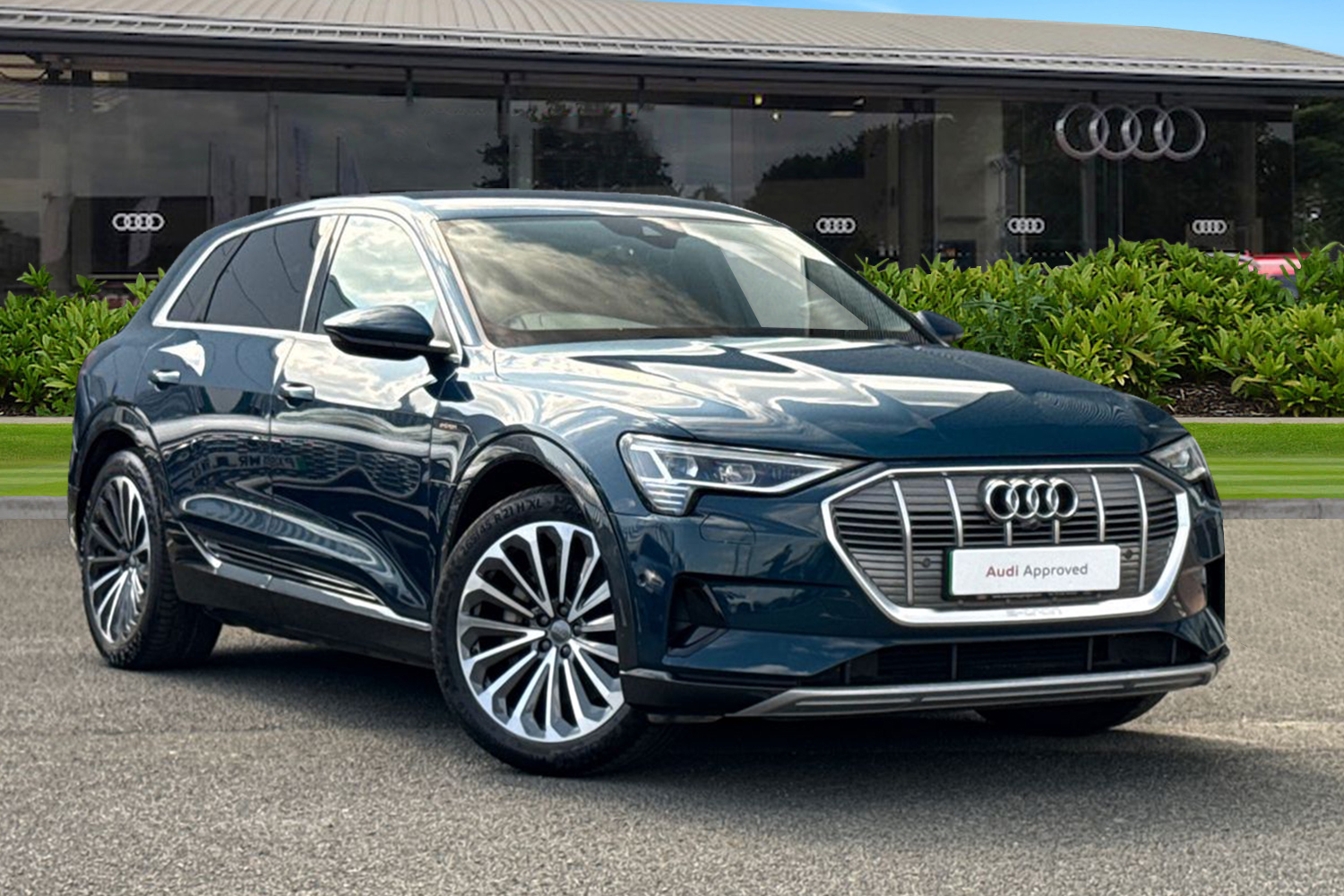 Main listing image - Audi e-tron