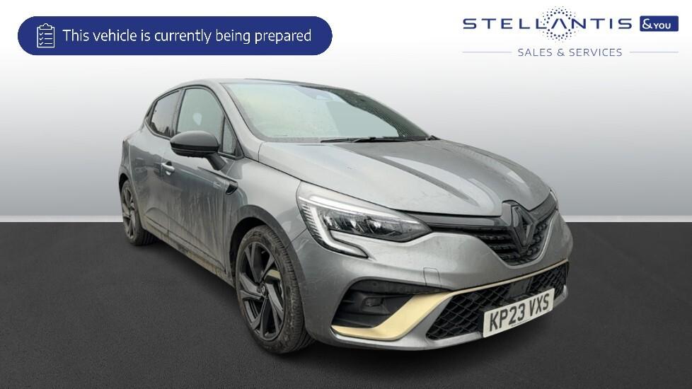 Main listing image - Renault Clio