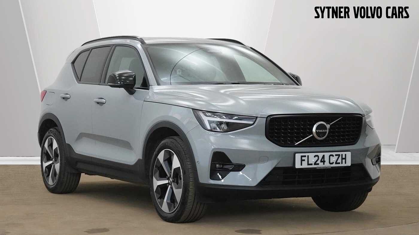 Main listing image - Volvo XC40