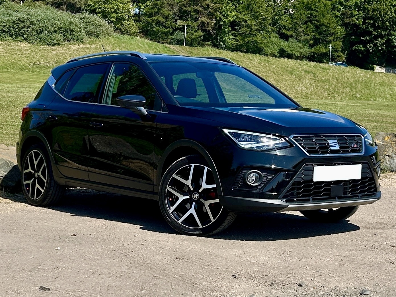 Main listing image - SEAT Arona