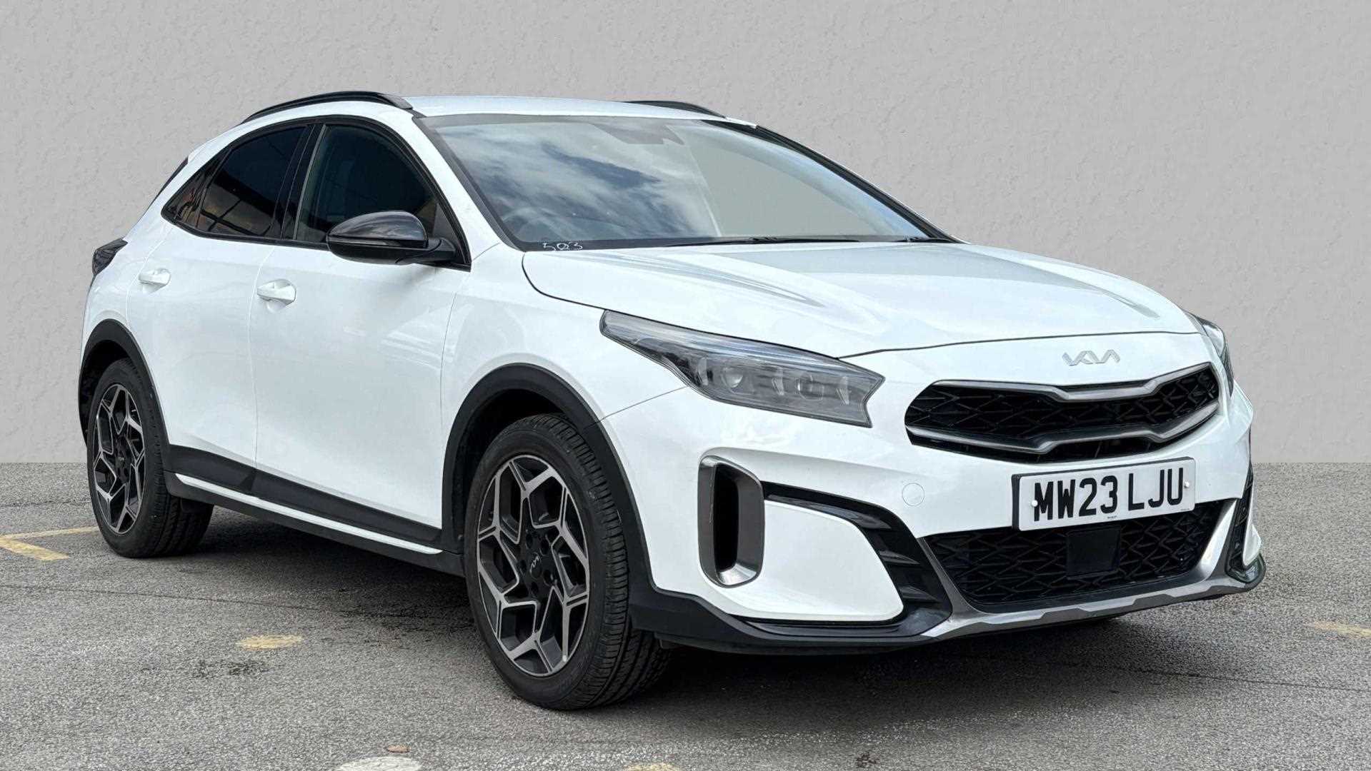 Main listing image - Kia XCeed