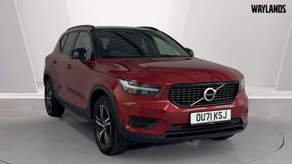 Main listing image - Volvo XC40